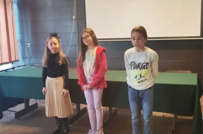 Magdalena Petković prva na Okružnom takmičenju mladih recitatora u Knjaževcu