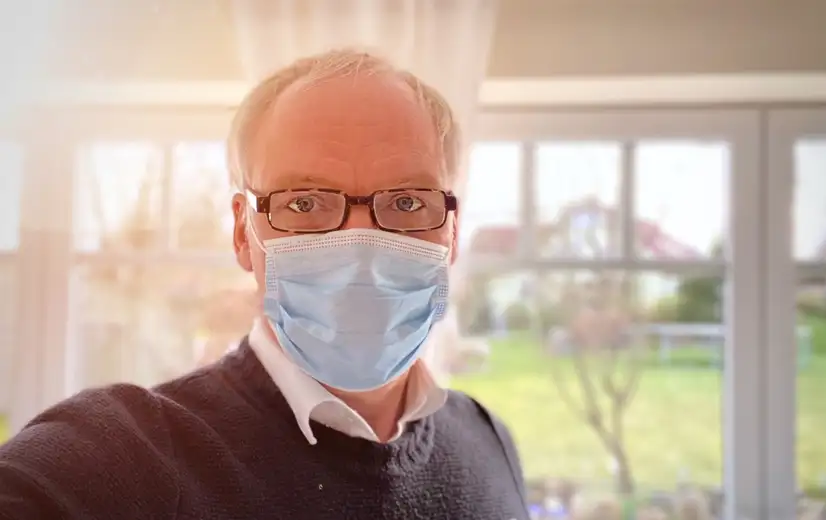 Magle vam se naočare dok nosite masku – kako to sprečiti