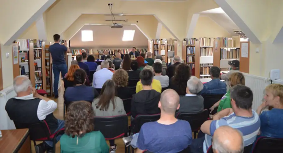 U zaječarskoj biblioteci predstavljena knjiga "U svetu zanatstva i umetnosti grnčar Velimir Đorđević"