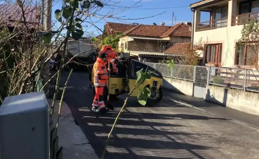 Ima posla ko hoće da radi: Nakon pisanja Glasa Zaječara opet sređivanje Mišarske ulice u Zaječaru