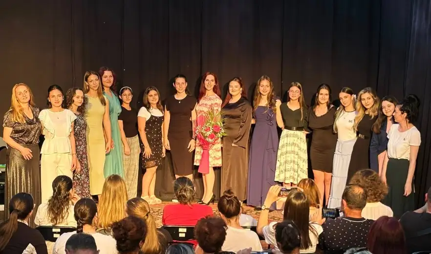 Koncertom ,,Na krilima pesme”, solo pevača OMŠ ,,Stevan Mokranjac” iz Zaječara, otvorena letnja scena ,,Nenad Ciganović”