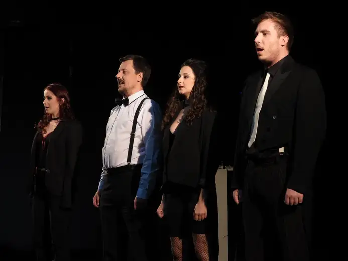 Na 21. Međunarodnom festivalu ,,Balkan teatar fest” u Dimitrovgradu, zaječarski ansambl odigrao je predstavu ,,Kabare- sitnice života”