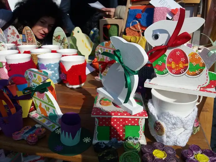 "Uskršnji bazar" počeo je sa radom!