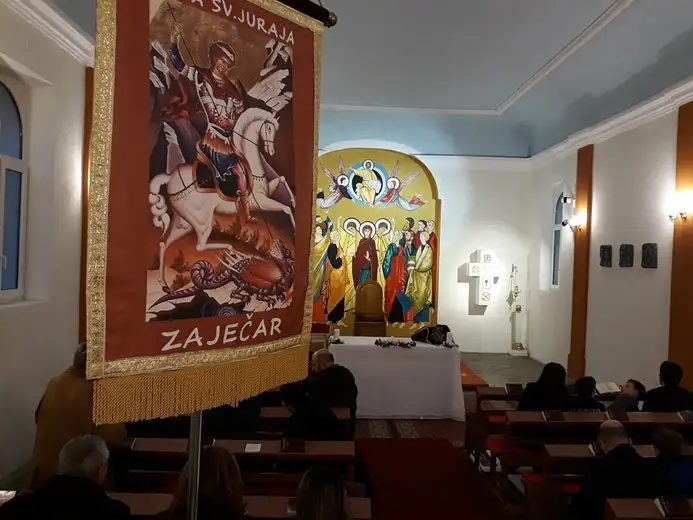 U crkvi Svetog Juraja u Zaječaru svetom misom sinoć je započelo trodnevno pashalno slavlje