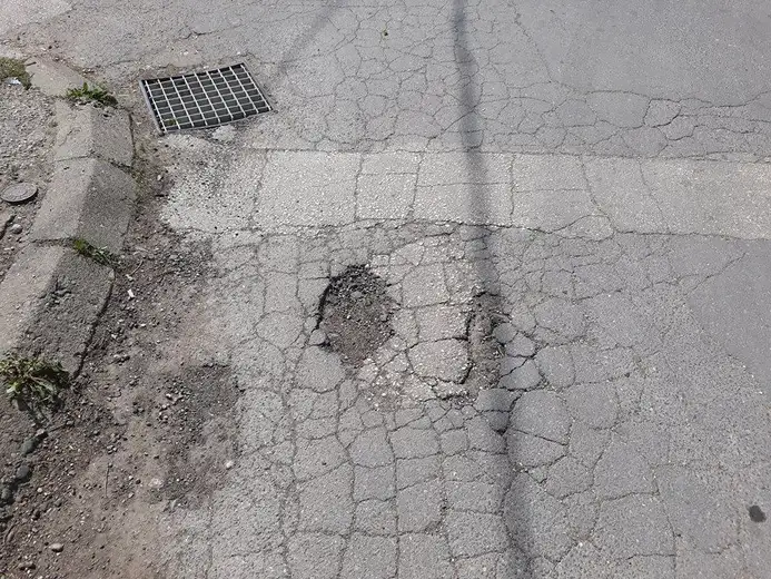 Gostovanje u zavičaju: Radost, rupe, 2 u 1 i obećanja (I deo)