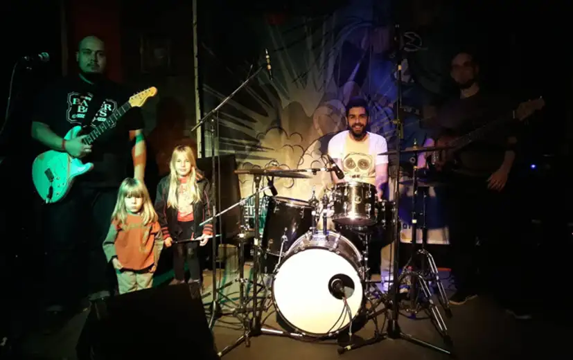 Sinoć u OMLADINSKOM CENTRU  održana svirka za malog Nemanju