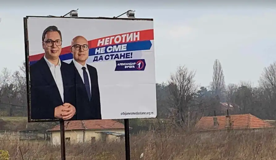 Naprednjaci “zamenili” bilbord “Vojvodina ne sme da stane” koji je postavljen u Negotinu