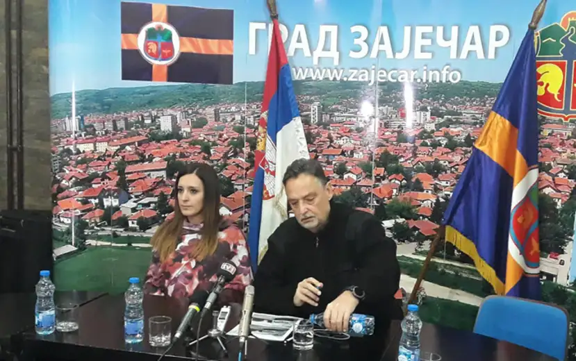 Boško Ničić: Sutra počinje sa radom JAVNA GARAŽA, sledeće nedelje KLIZALIŠTE