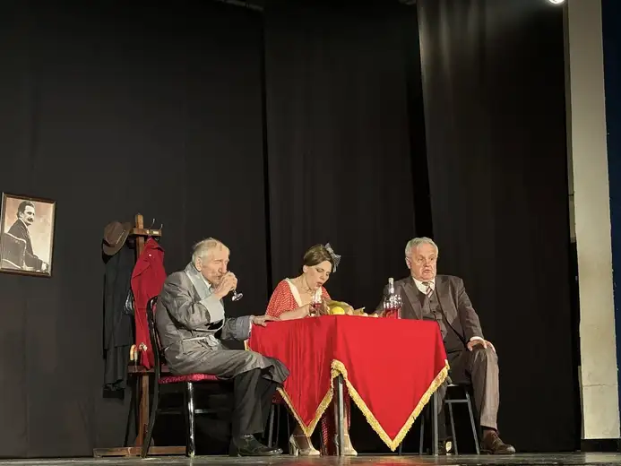 Predstava ,,Nušić i prijatelji” odugrana u Kotlujevcu