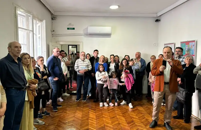 U pratećem programu 15. pozorišnog festivala za decu ,,ZajeČar”, predstavljena izložba radova "Očima deteta"