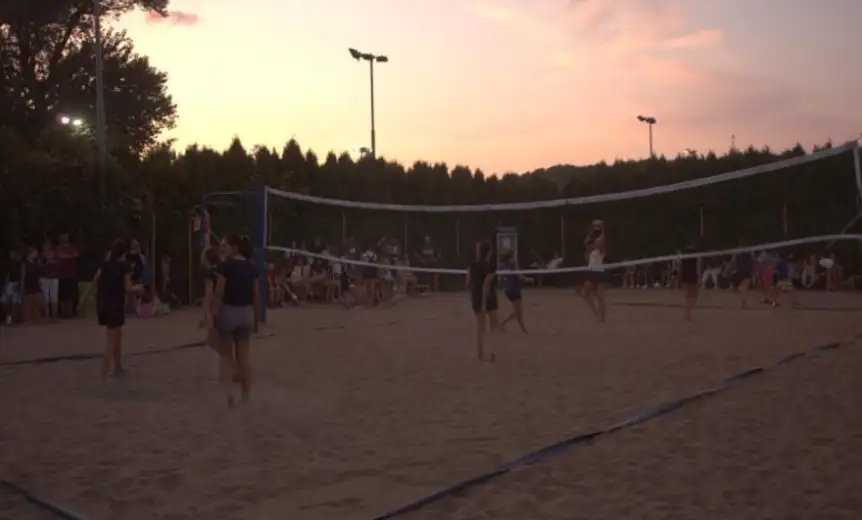 Ekipa „Irish pub” pobednik turnira „Dođi na pesak 2021″