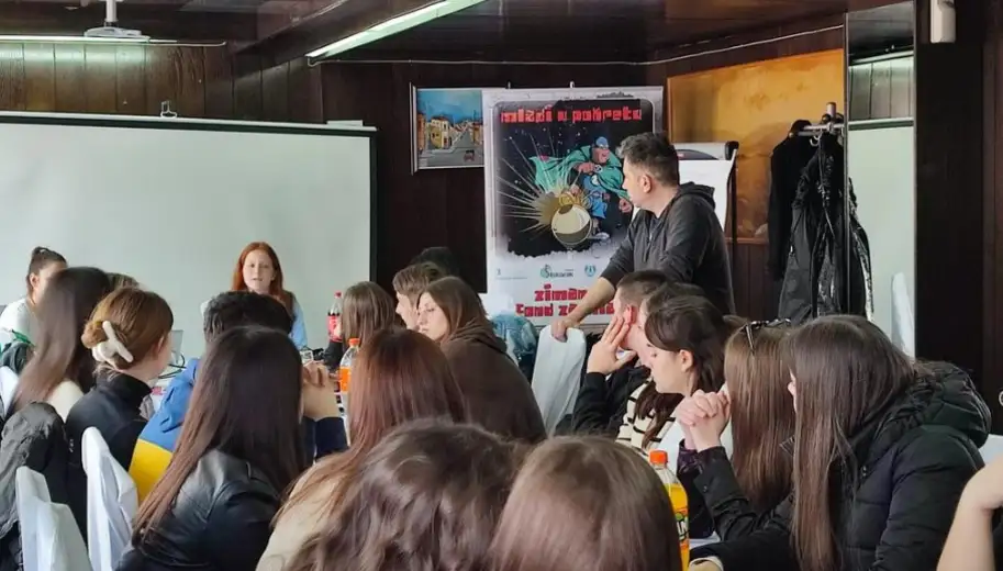 Mladi u pokretu: Učenici iz regiona u Zaječaru predstavili svoje projekte