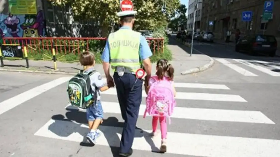 Akcija „Bezbednost dece u saobraćaju“ u zaječarskim osnovnim školama