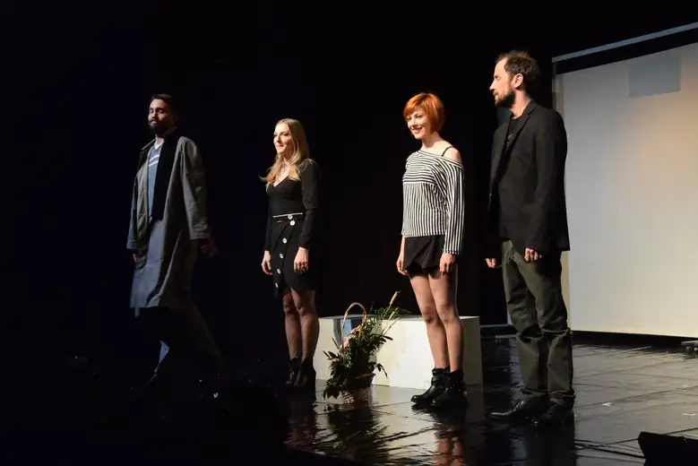 Predstava "Bliskost" na festivalu "VIRKAS" u Virovitici