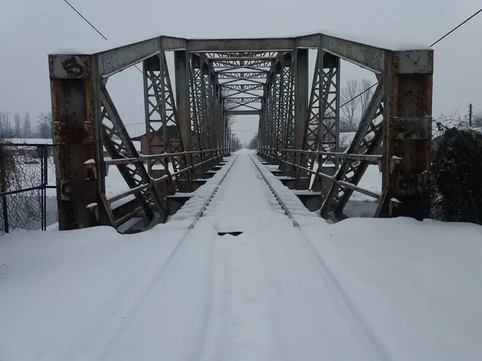 Do toplog doma preko ledenog Timoka