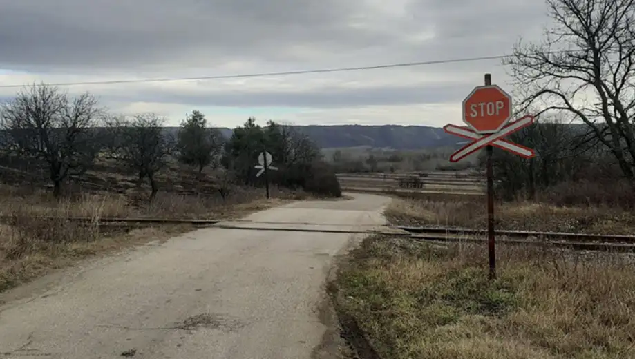 Stanislav Đorić: "Taj pružni prelaz zaviće Trnavac u crno!"