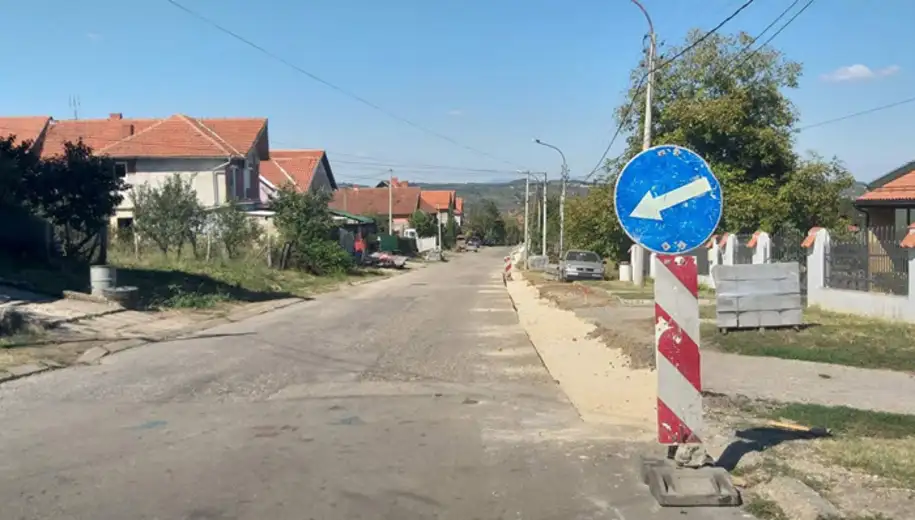 Rekonstrukcija Šljivarskog puta kasni više od mesec dana