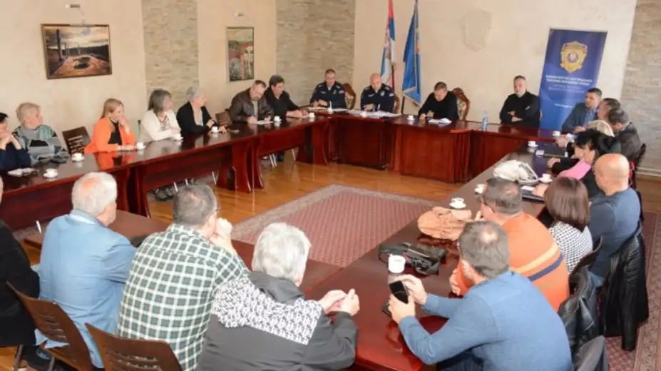 Bezbednost dece u školama: Održan sastanak u Policijskoj upravi u Zaječaru