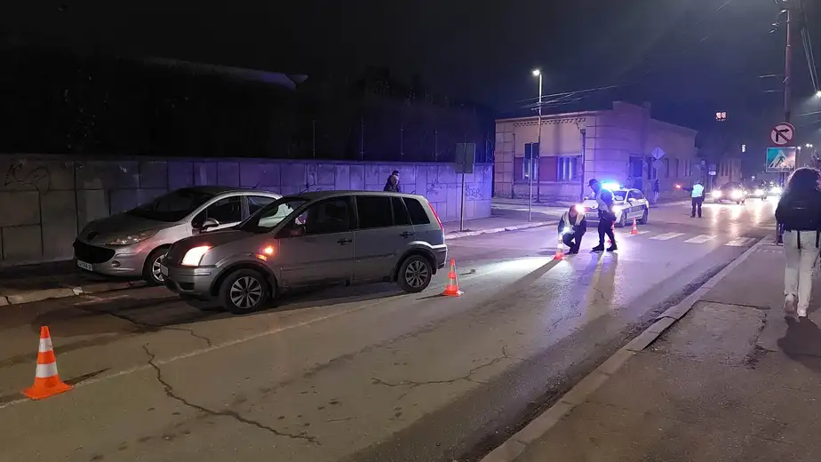 Saobraćajna nezgoda u centru: Žena povređena na pešačkom prelazu