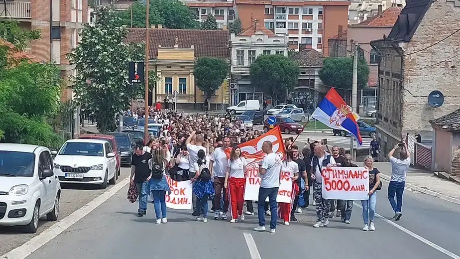 Štrajk radnika kompanije Falk Ist nastavljen protestnom šetnjom