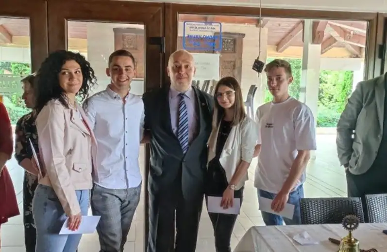 Rotary klub Zaječar nagradio najbolje učenike