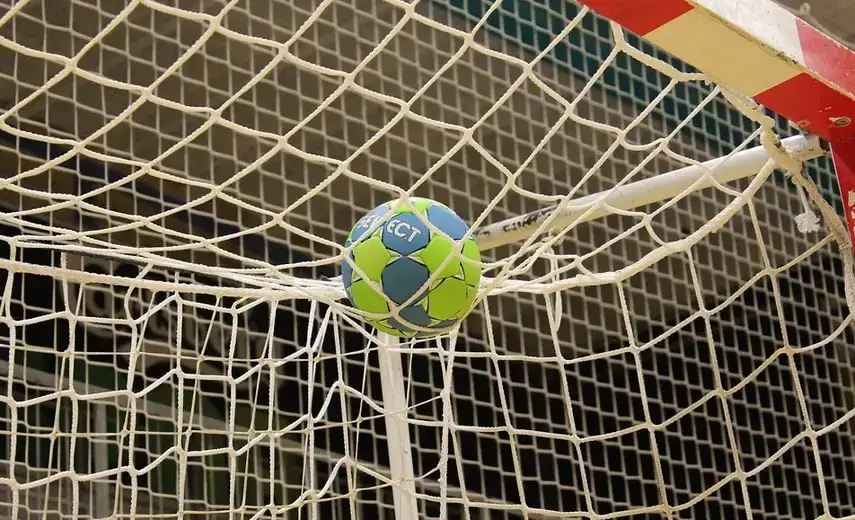 Pobede rukometašica i rukometaša