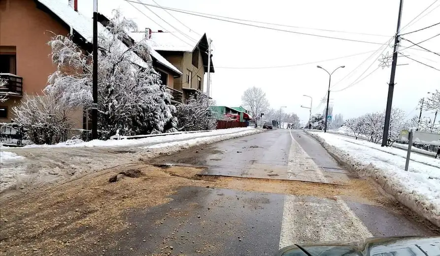 Prijavi problem: Nesanirani deo puta opasnost za vozače!
