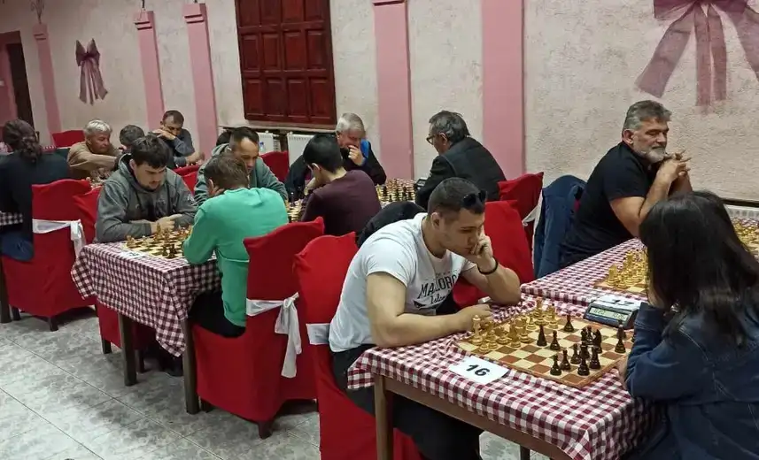 Treći šahovski memorijal okupio 50 takmičara iz Srbije i Bugarske