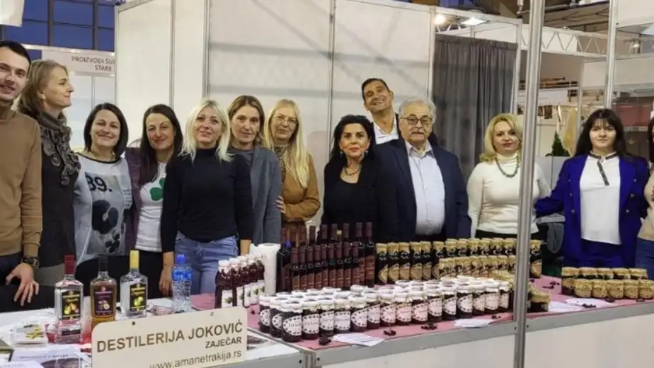 Čеtiri poljoprivrеdna gazdinstva iz Zajеčara na 17. Sajmu еtno hranе i pića u Bеogradu