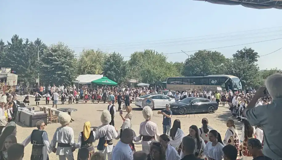 U Salašu održana manifestacija tradicionalnog narodnog stvaralaštva ,,Timočko kolo"