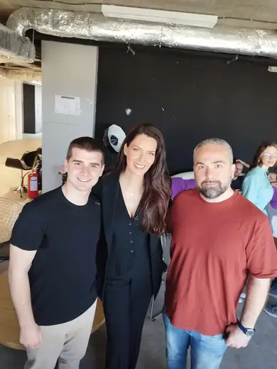 Zaječarci, Nikola Ranđelović, i Mladen Šljivović pobednici kviza "Jedno pitanje" koji se od ove jeseni emituje na Una televiziji