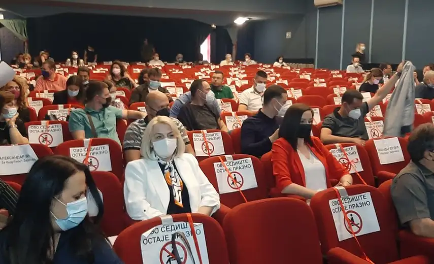 Dva odbornika iz redova SNS-a i SPS-a podneli ostavke