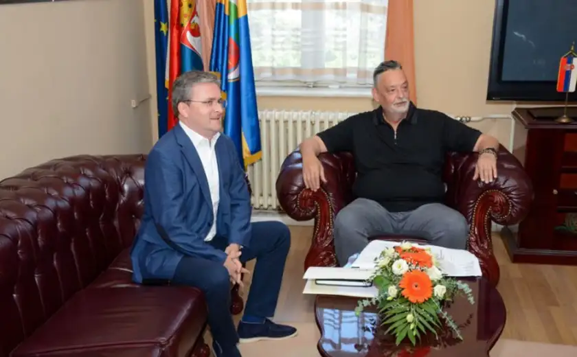 Nikola Sеlaković posеtio Zajеčar i najavio nova ulaganja u kulturu: Glas Zaječara opet bez poziva