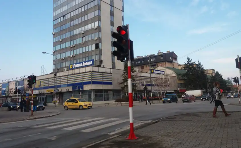 Postavljen novi semafor na raskrsnici kod GU Zaječar