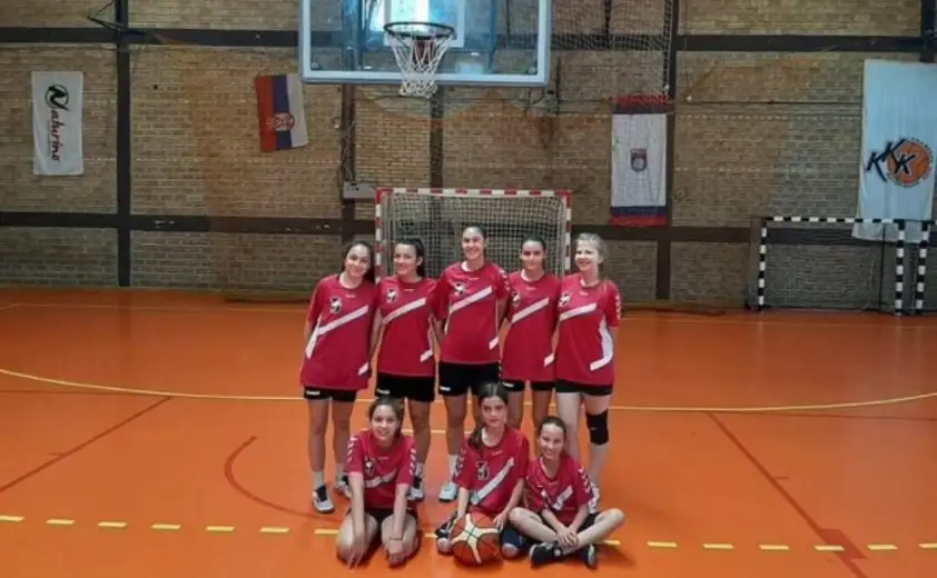 Školske ekipe iz Zaječara najuspešnije na Okružnom košarkaškom takmičenju u Knjaževcu