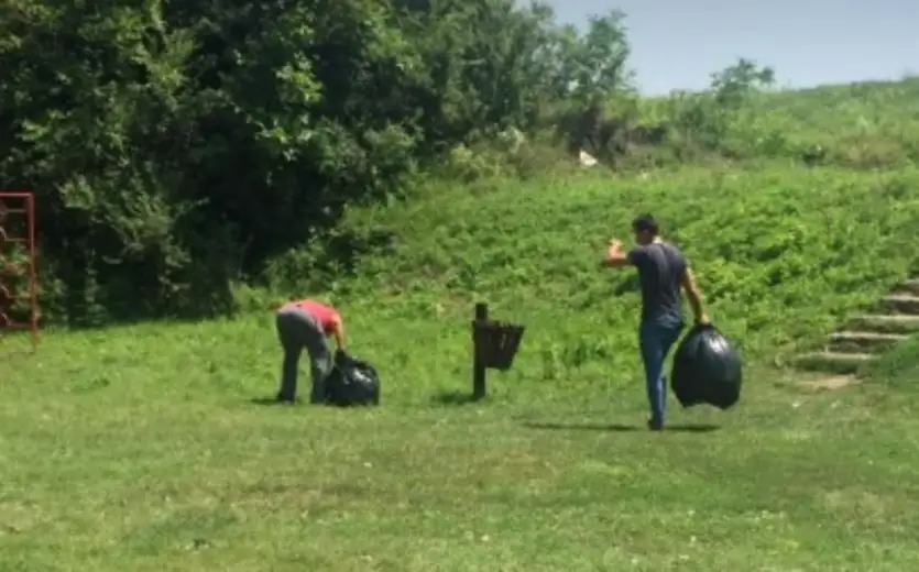 Prijavi problem: Uklonjeno smeće sa Vanjinog Jaza