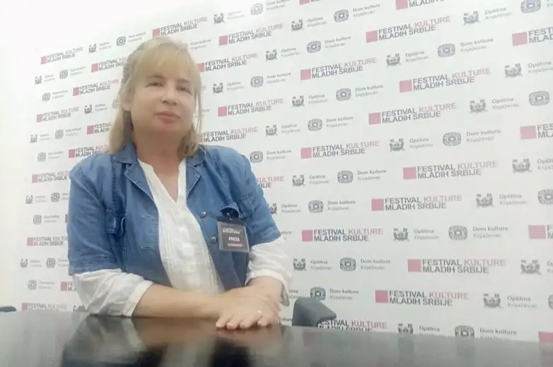 Suzana Stamenković, novinarka ZA MEDIA produkcije, dobitnica priznanja “Petar Lalović” VRMDŽA FEST-a