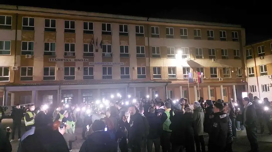 "Umesto prosvete dobili smo Ministra osvete": Prosvetari u Zaječaru pozivaju sve na protest u četvrtak 24. aprila - Skver