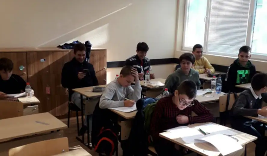 Učenici Gimnazije i učenici OŠ “Desanka Maksimović” nastupili su na 16. međunarodno takmičenje iz matematike