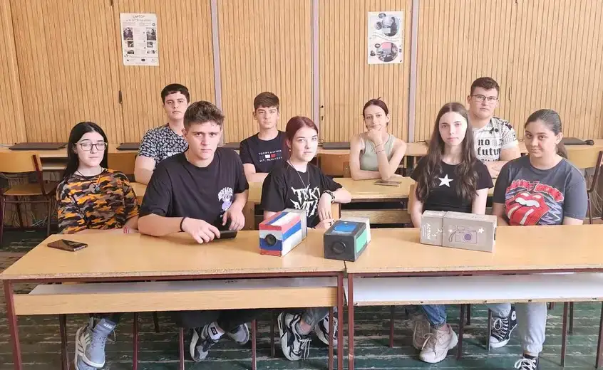 Tim Tehničke škole u Zaječaru je organizovao niz radionica u okviru STEAMDIVE projekta