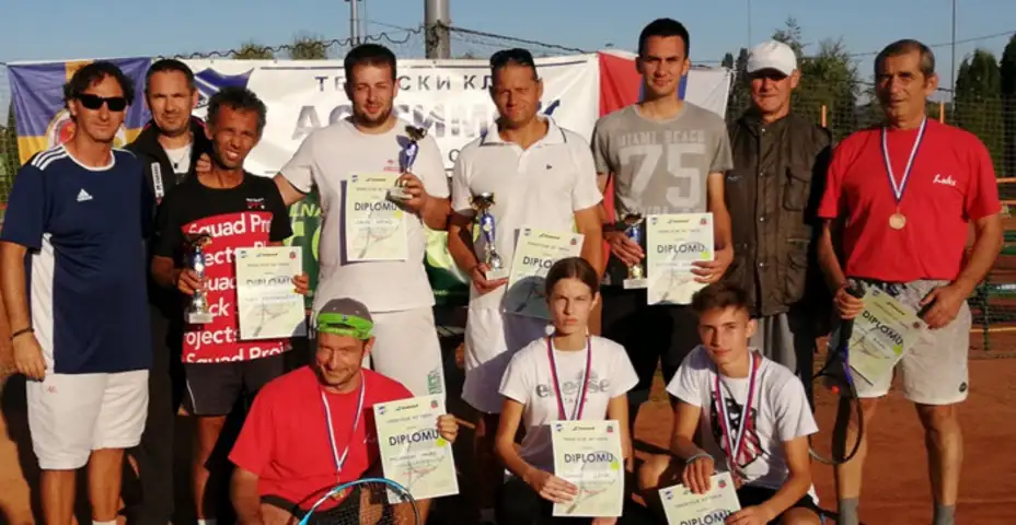 Na terenima sportskog kompleksa Popova plaža organizovan teniski turnir ZAJEČAR OPEN 2019