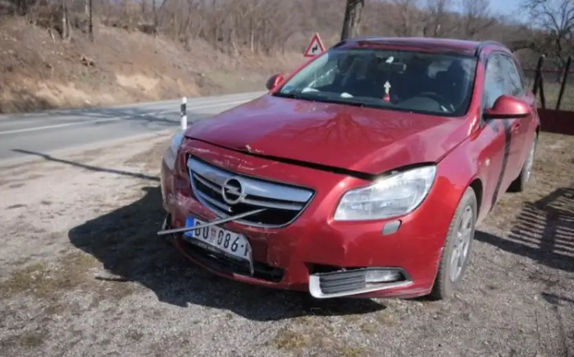 Vozač iz pratnje predsednika Vučića izazvao udes: Dete sa cerebralnom paralizom povređeno