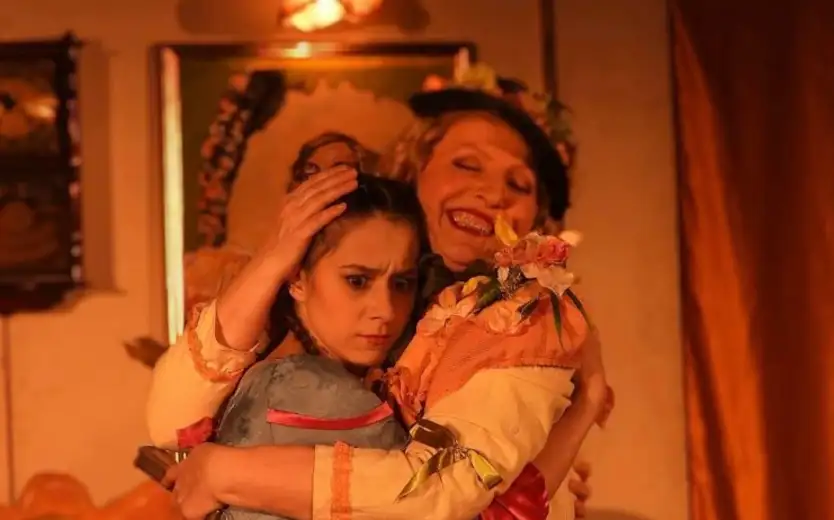 Glumci pozorišta "Zoran Radmilović" , izveli predstavu " Pokondirena tikva" u hotelu "Ramonda" na Rtnju