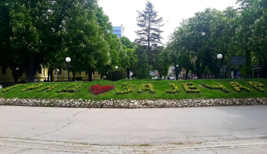 U toku je prolećno uređenje zelenih i cvetnih površina