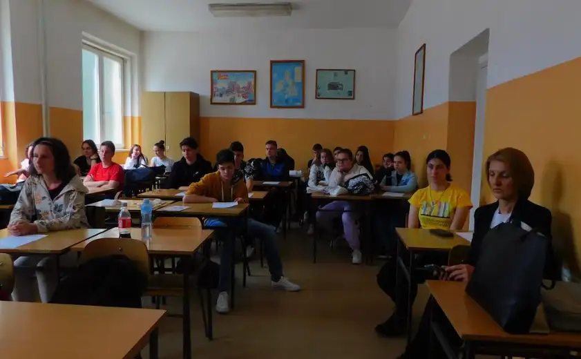 "Živa biblioteka" održana u Ekonomskoj školi