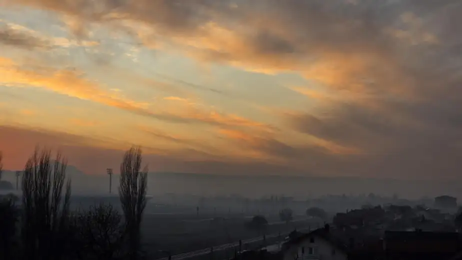 Zagađen vazduh širom Srbije – najkritičnije u Negotinu, Čačku i Zaječaru