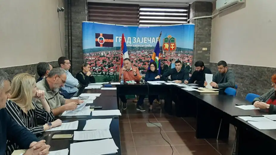 Gradsko veće: Javno - privatnim partnerstvom do kvalitetnijih grobljanskih usluga