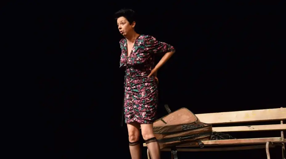 Publika uživala u glumi sjajne Marije Masal, koja je izvela monodramu ,,Ulica crvenih venjera“