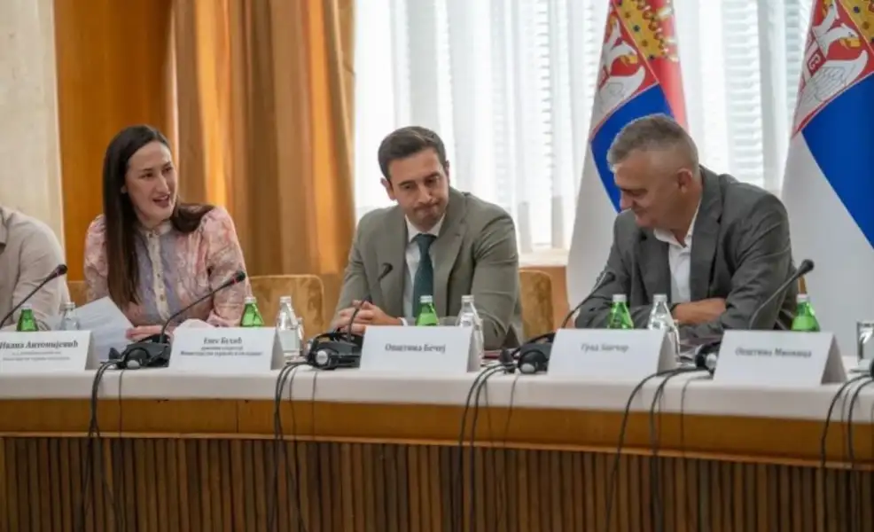 Gradonačеlnik Zajеčara Vladimir Vidеnović potpisao Ugovor o rеalizaciji projеkta uspostavljanja Omladinskog cеntra