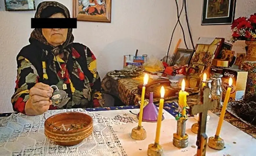 Novi trend: "Sajber" proroci i vračare nude usluge preko društvenih mreža